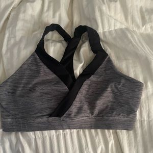 Lululemon grey stripe v neck sports bra sz 10